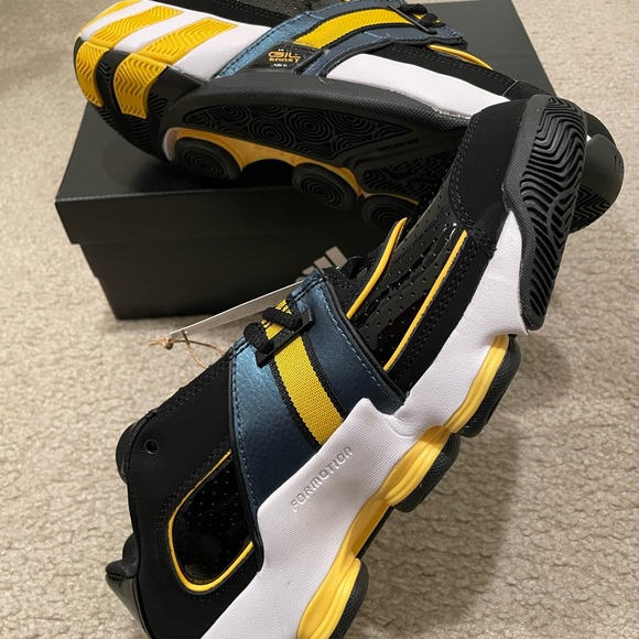 AGENT GIL RESTOMOD BASKETBALL SHOES men size 10 brand new with tag - Picture 4 of 9